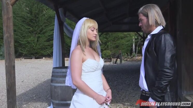 [DigitalPlayground] - Blonde Bombshell Dani Daniels Jerks Xander Corvus - Dani Daniels - Xander Corvus