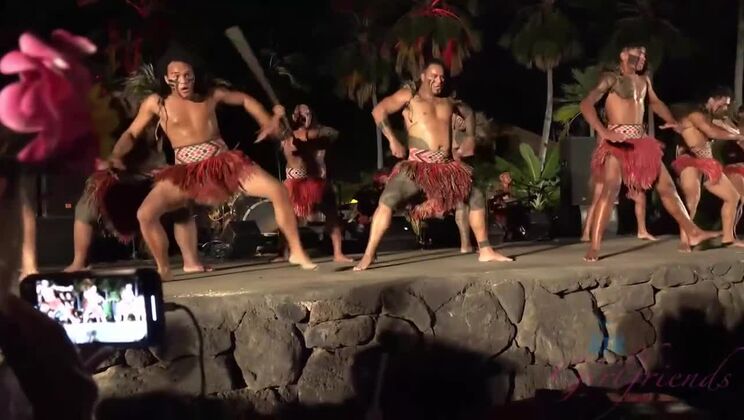 [ATKGirlfriends] - Niki Snow's POV Beach Exhibition - Niki Snow