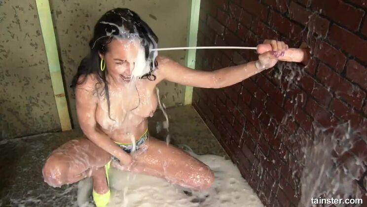 [Tainster] - Solo Girl Francys Belle Gets Creamed And Shows Off Her Hot Body - Francys Belle