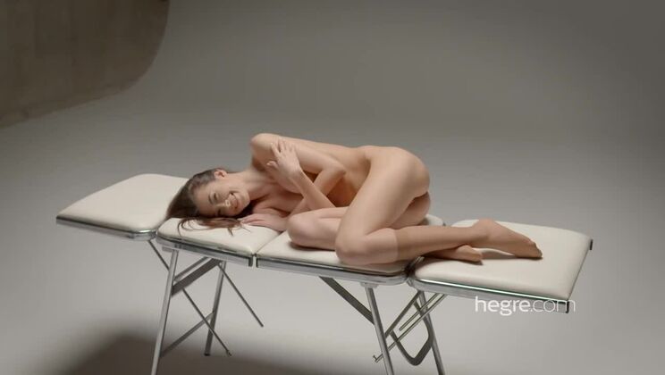 [Hegre] - Private Nicolette Big Ass Solo - Nicolette