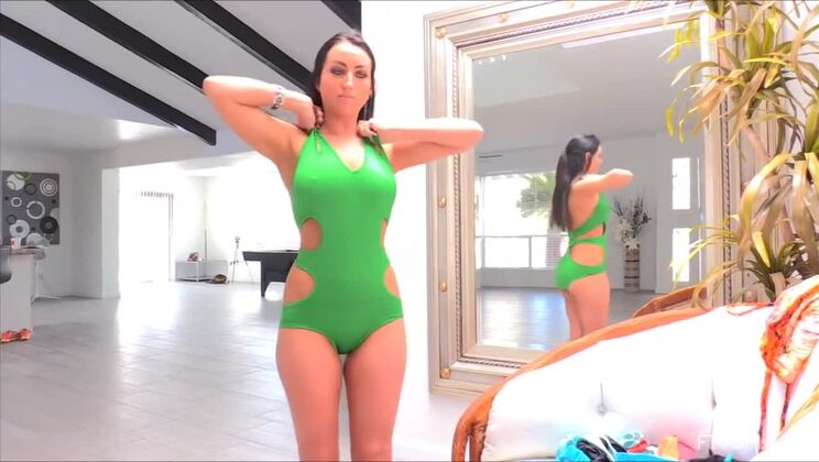 [FTVGirls] - Brunette Beauty Exposed 8 - Paige