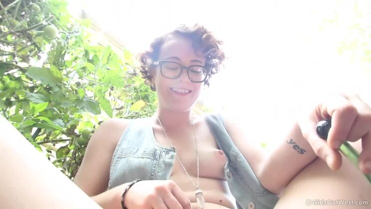 Backyard Squirt Action with Rosie POV