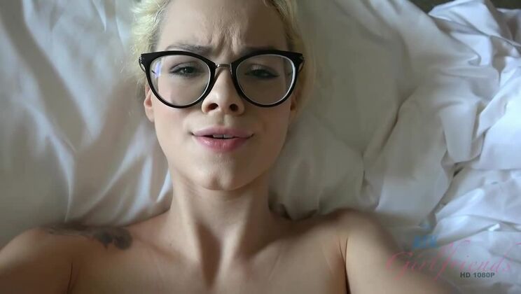 Creampie in Thailand with Blonde Elsa Jean