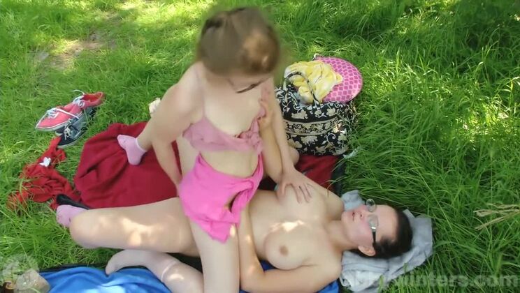 Amateur Outdoor Fun with Jada & Maia