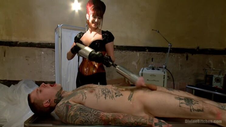 [DivineBitches] - Anal Femdom Experience: Prostate Milking and Face Sitting with Madeline Marlowe - John Jammen - Madeline Marlowe - Maitresse Madeline