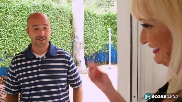 [60PlusMILFs] - Blonde MILF Leah LAmour Gets Fucked - Leah LAmour