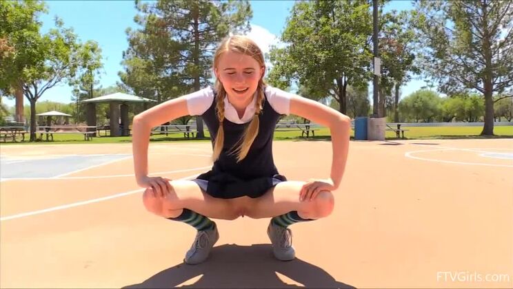 Public Blonde Sharlotte Show 1