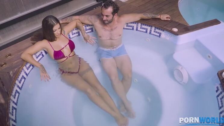 Deepthroat MILF Susy Gala's Gooey Treat - Susy Gala