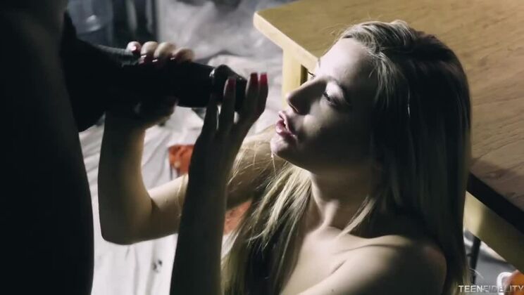 Big Cock Blast For Blonde Carolina Sweets And Jason Brown