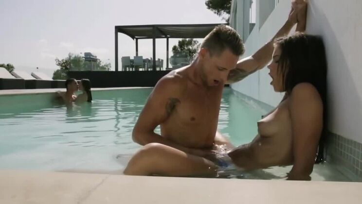 Carrie's Outdoor Group Sex Adventure