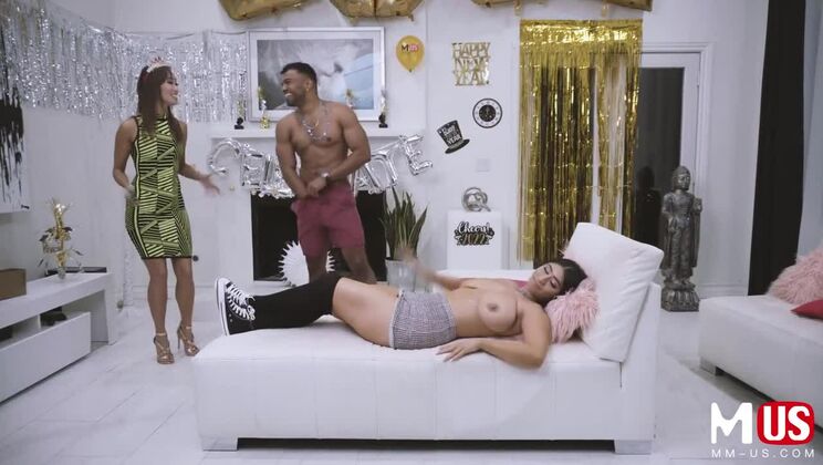 [ModelMediaUS] - Big Tits Violet Myers Hardcore Fucking - Violet Myers