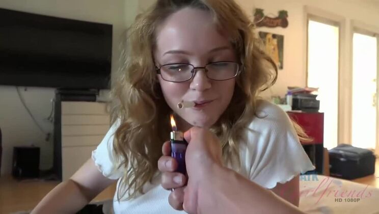 Blonde Amateur Nikole: Unprotected and Unforgettable