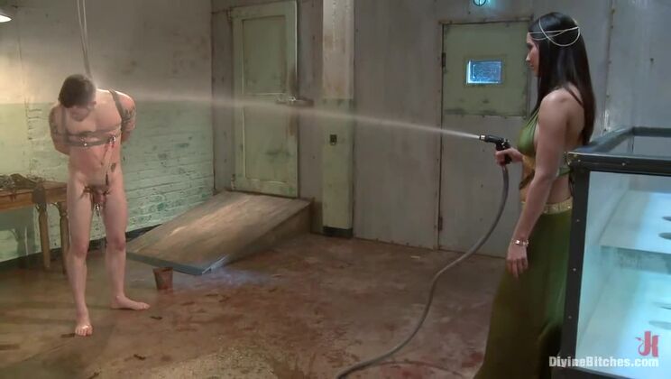 [DivineBitches] - Isis Love's Slave Wolf Hudson: An Aquaphobia Experiment Episode 3 - Isis Love