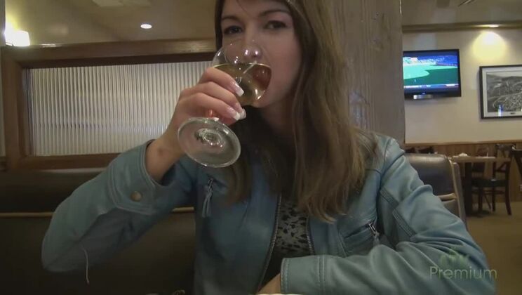 [ATKGirlfriends] - A Night Out with Susan Ayn: Foot Fetish Fun - Susan Ayn