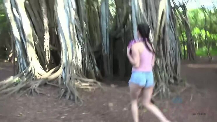 Hawaii Meets Jade Amber - Amateur Outdoor Fun