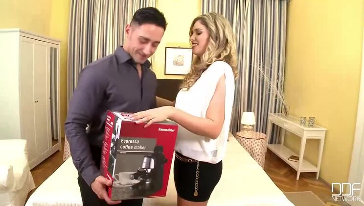 [HandsOnHardcore] - Eva Parcker in Lingerie and High Heels for Birthday Sex - Eva Parcker