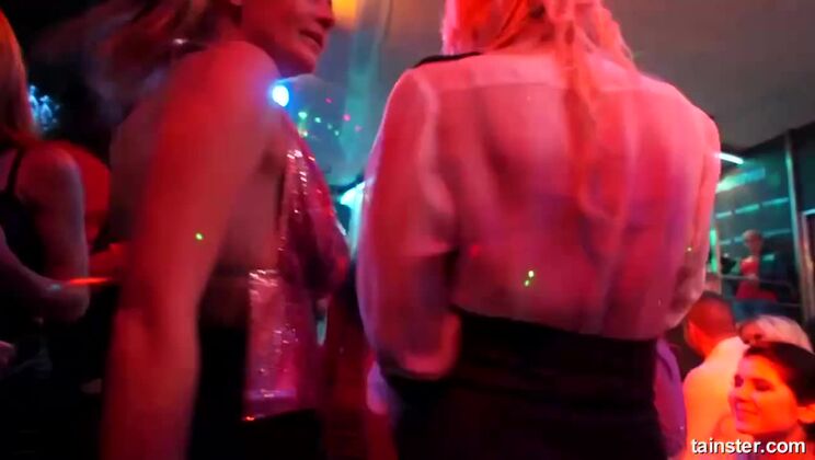 [Tainster] - Victoria Puppy And Vanessa Decker Shower Fun - Gina Gerson - Candy Alexa - Cayla Lyons - Karol Lilien - Nataly Gold - Ivana Sugar - Tiffany Doll - Victoria Puppy - Alexis Crystal - Adele Sunshine - Vanessa Decker - Nicole Vice - Kattie Gold - Ani Black Fox - Tera Joy - Celine Noiret - Elisa - Rebecca - Ally Style - mia blond - Nathaly Heaven - Getty Cute