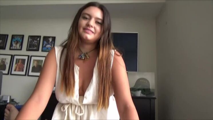 [FamilyTherapy] - Lil' Hippie Sis Teases Her Brother with Her Booty