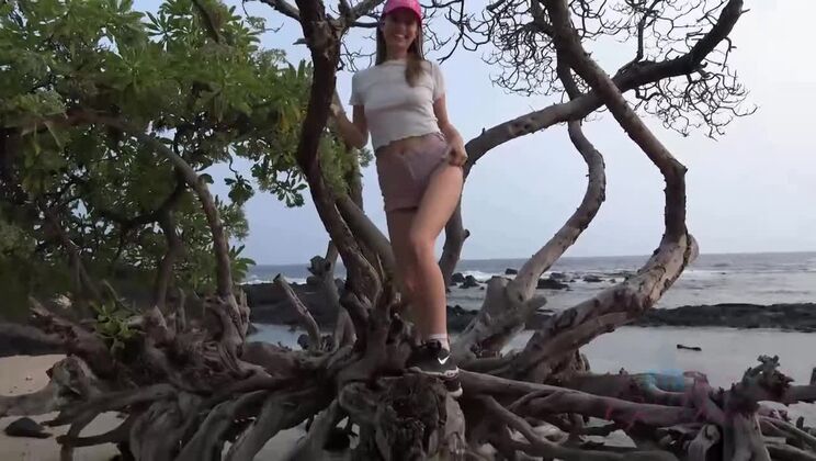 [ATKGirlfriends] - Jill's Outdoor Fingering Fun in Hawaii! - Jill Kassidy