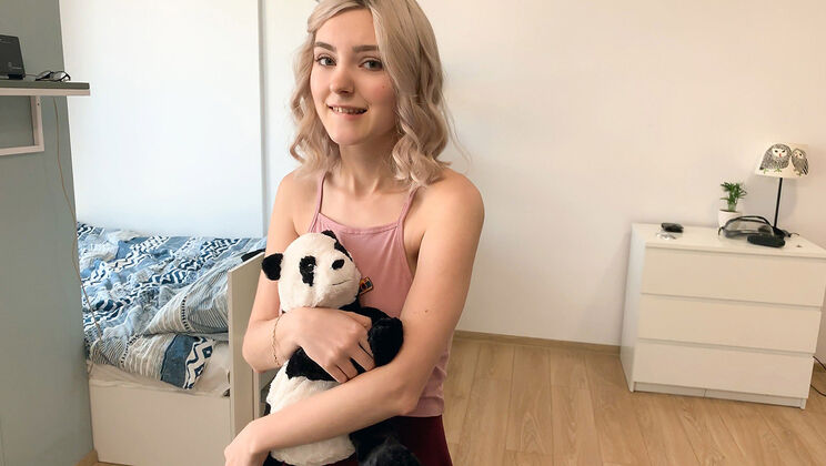 [TeamSkeetXSeries] - Eva Elfie Teaches Me Blowjob - Eva Elfie - Adam Ocelot