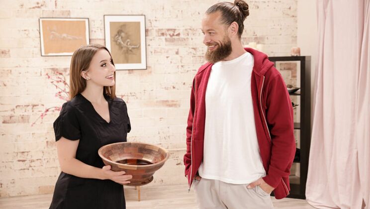 [NuruMassage] - Brunette Laney Grey Gives Great Head! - Brad Newman - Laney Grey