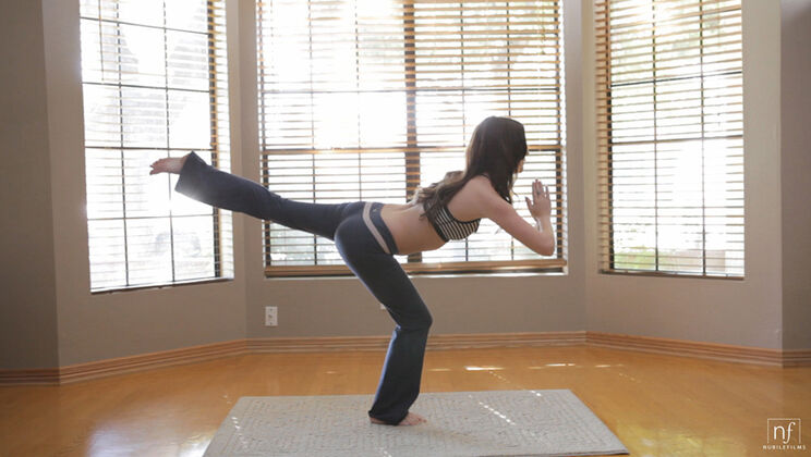 [GirlsOnlyPorn] - Anal Fun with Shaved Jayden Taylors - Jayden Taylors