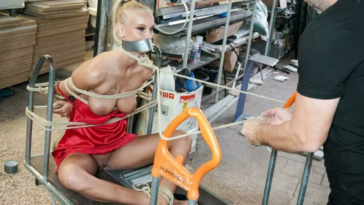 [Submissed] - Bondage Beauty - ARIELA DONOVAN