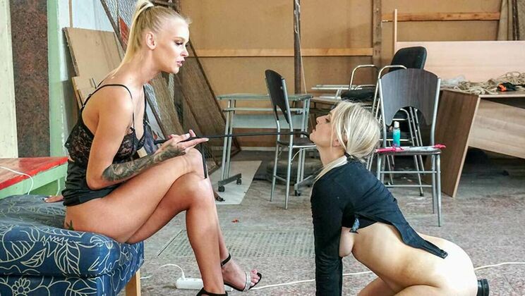 [Submissed] - Kirsty Waterfall's Upskirt Obsession