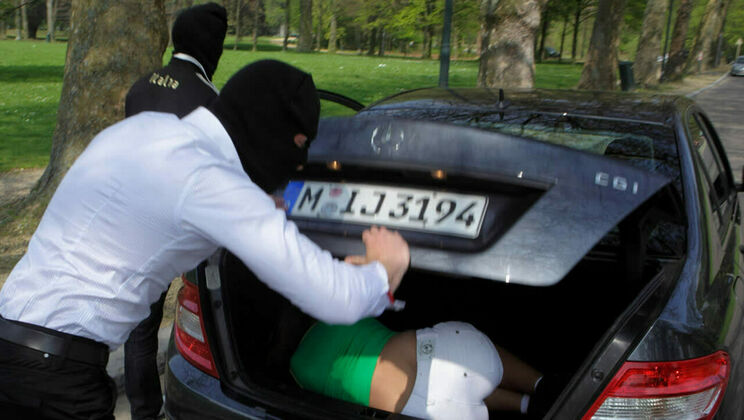 [ElegantRaw] - Anal Double Penetration With Debbie - Debbie White