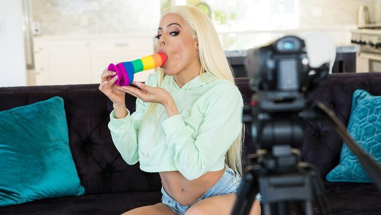 Luna Star's Big Cock Adventures