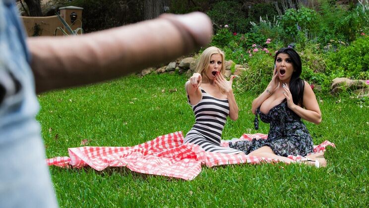 [Brazzers] - Blonde And Brunette In The Park - Alexis Fawx - Romi Rain - Keiran Lee