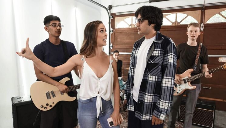 [Brazzers] - Mom's Big Tits Fucked