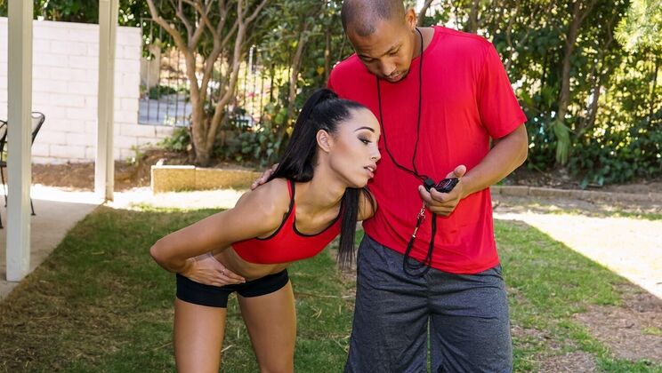 [Brazzers] - Track Down and Devour Her - Ricky Johnson - Alexis Tae