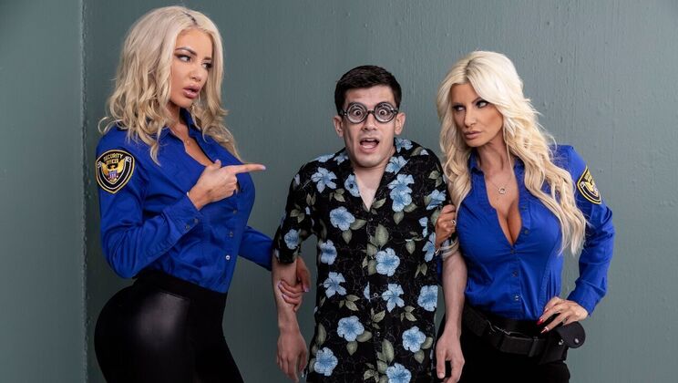 [Brazzers] - Asses and Abs in America - Nicolette Shea - Brittany Andrews - Jordi El Niño Polla