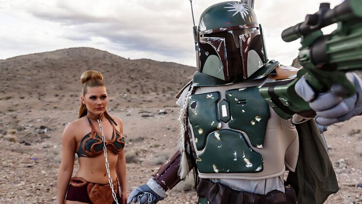 [Brazzers] - Lay Gets Naughty Outdoors - Abby Cross - Danny D