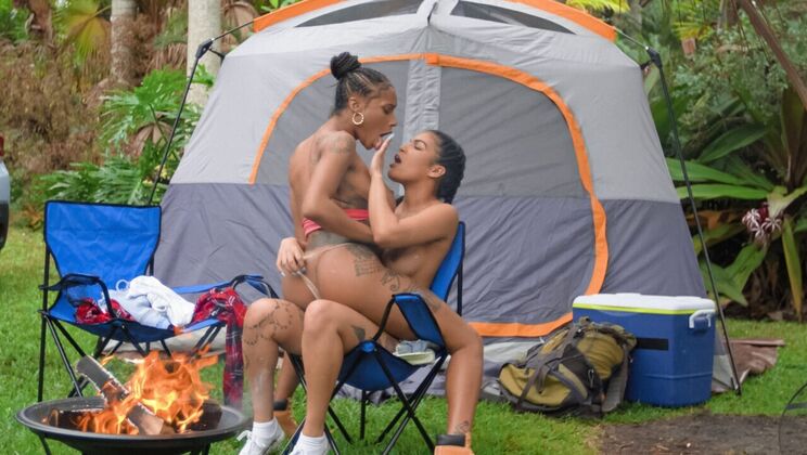 [RKPrime] - Lesbian Brunettes by the Fire - Sarai Minx - Maya Farrell