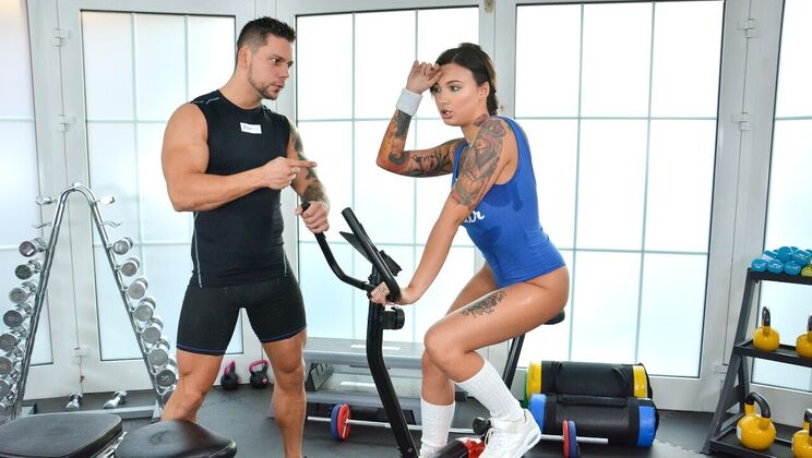 [FitnessRooms] - Gym Bunny Lusts After Big Stud - Angelo Godshack - Adel Asanty