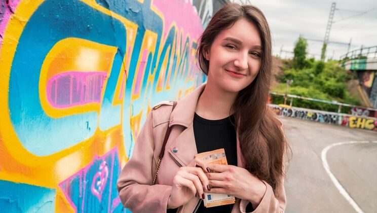 Student Craves Big Cock