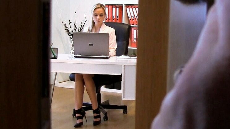 [PervsOnPatrol] - Czech Office Blonde Sex - Cristal Caitlin
