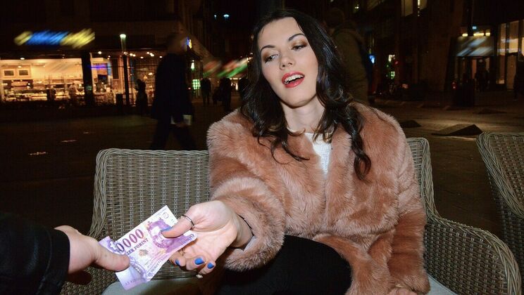 [PublicPickups] - Wild Euro Sex with Sarah - Sarah Highlight