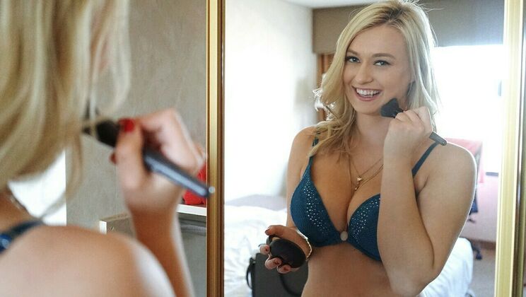 Natalia Starr Blowjob