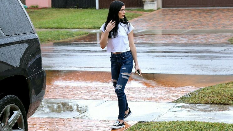 [StrandedTeens] - Cute Amateur Cheats with Big Dick - jmac - Sadie Blake