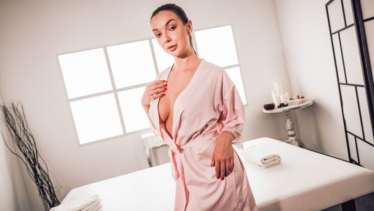 [MassageRooms] - Massage Fun for Czech Brunette