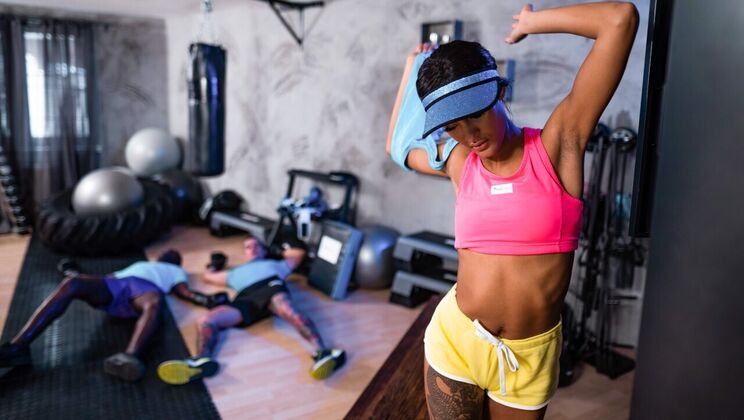 [FitnessRooms] - Shaved Pussy Interracial Gangbang