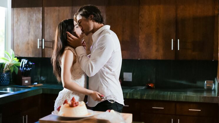 [EroticaX] - Jenna Reid Serves Cum - Jenna Reid - Jean Val Jean