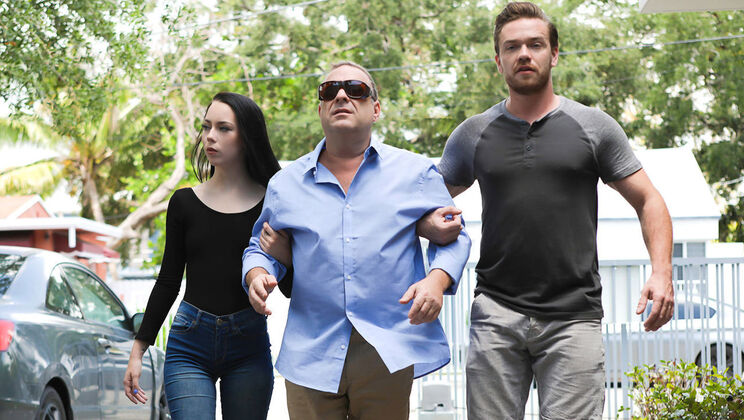 [FamilyStrokes] - The Stepsister Temptation