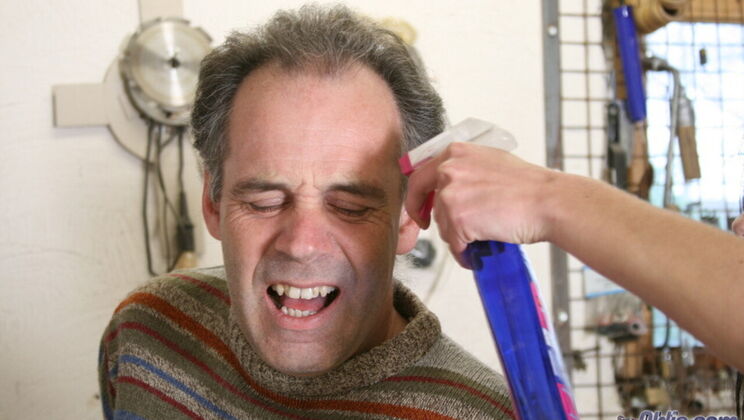 [Oldje] - Goldie's Kissing Game - Goldie - Erick