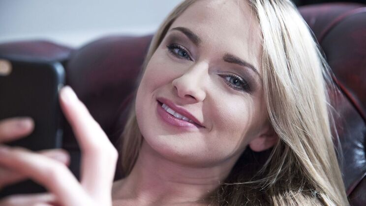 [Oldje] - Blonde Ivana Sugar Begs to Get Fucked - Ivana Sugar - Phillipe