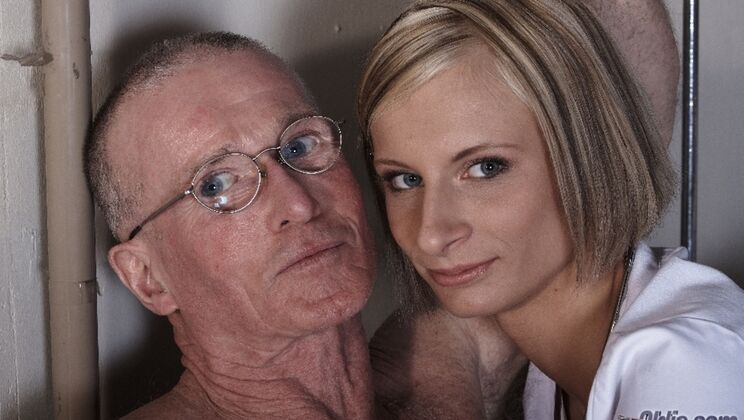 [Oldje] - Blonde Nurse Gets Fucked
