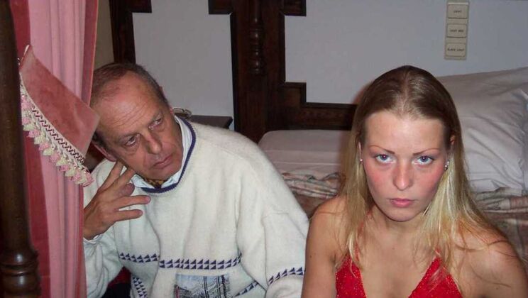 [Oldje] - Young Blonde(Room Service) - Zafira - Dickie